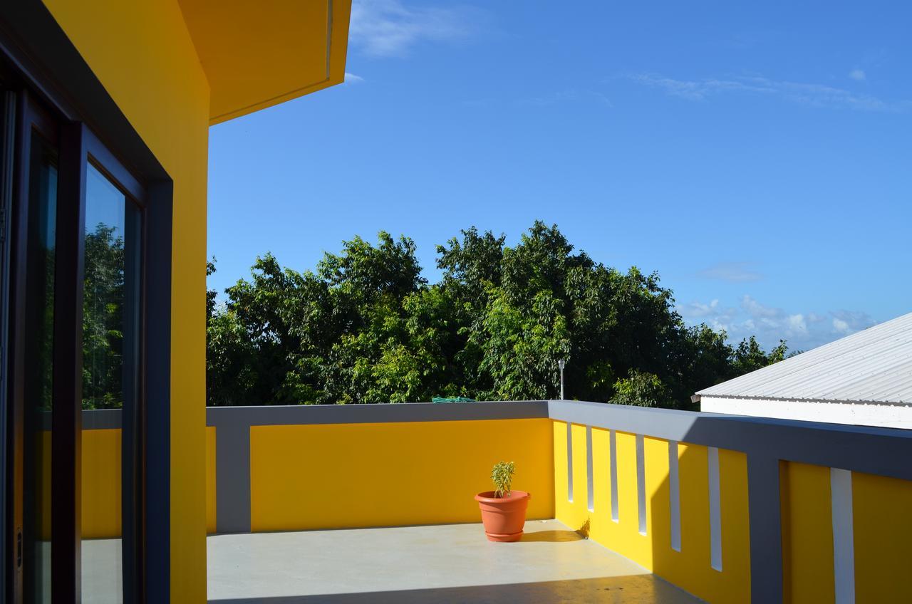 Апартаменти Khalkob'S Estate Placencia Екстер'єр фото